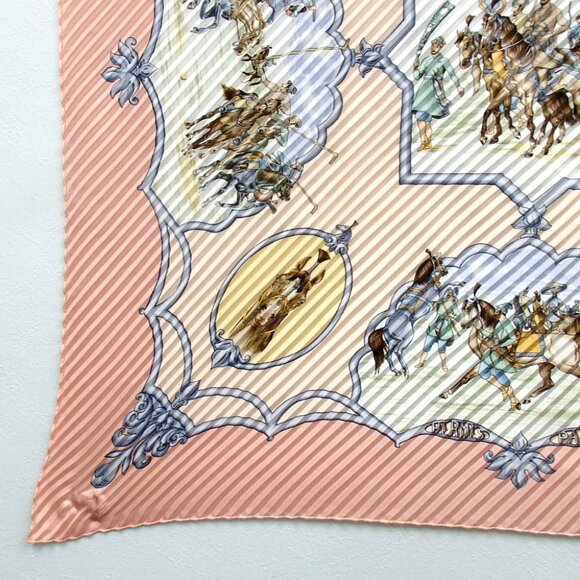 Authentic HERMES Pleated Carre90 LES CHEVAUX DES MOGHOLS scarf silk [Used] - Picture 5 of 10